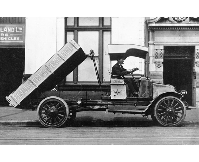 Image of Council truck from early 1920s